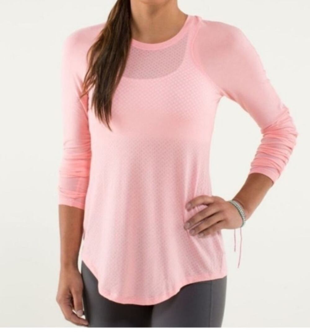 Lululemon Pink Honeycomb Long Sleeve Performance Athletic Top Size 4